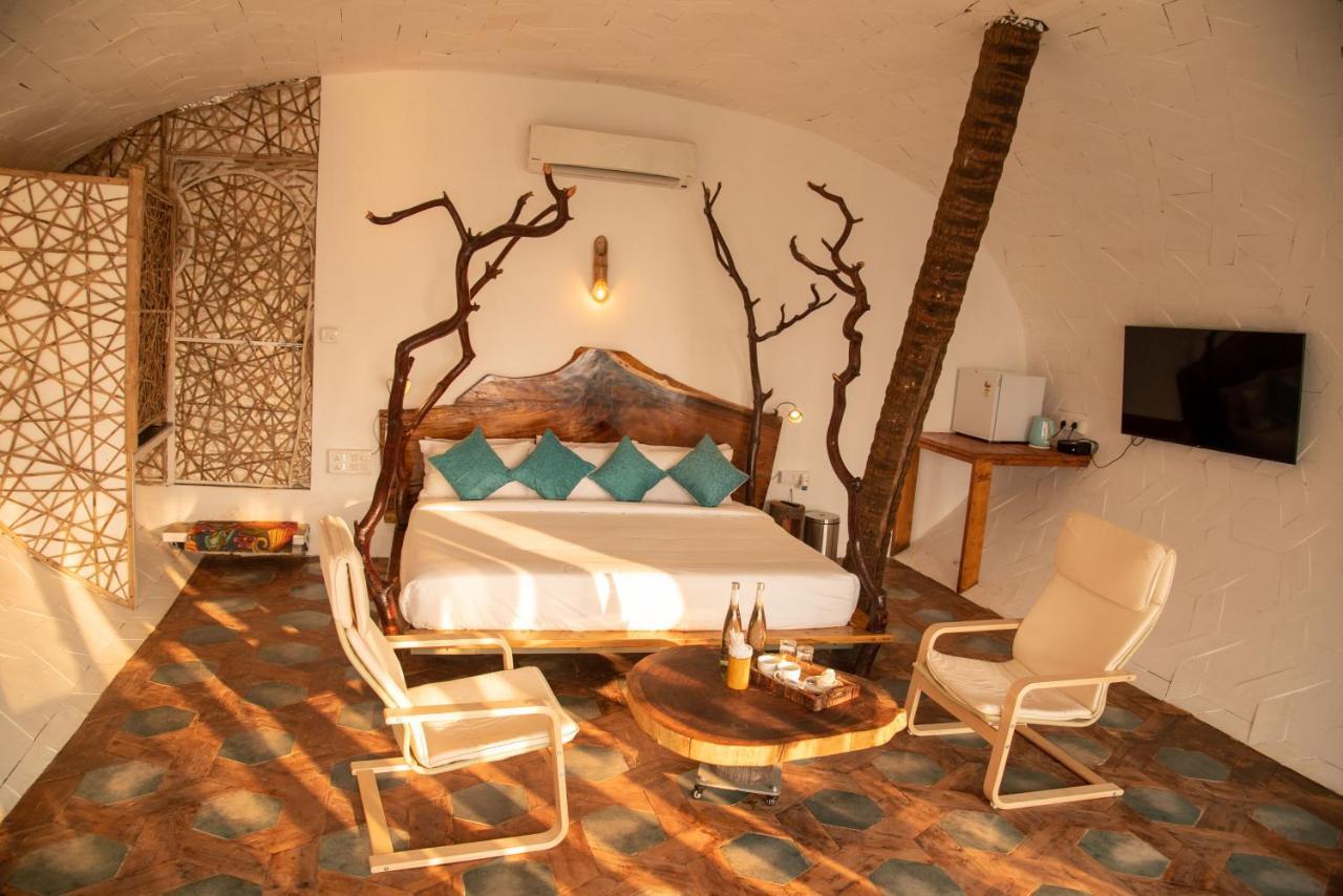 Obrigado By Craftels Hotel Canaguinim Kültér fotó