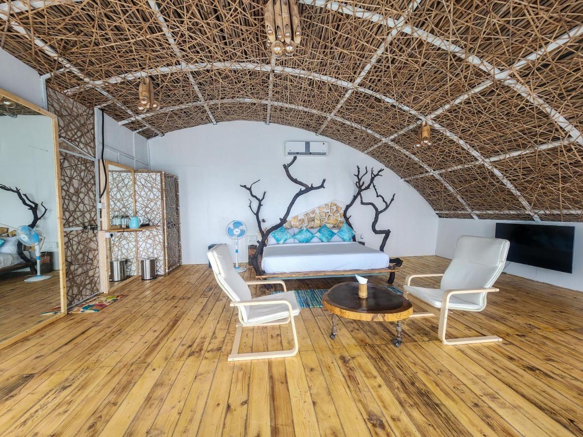 Obrigado By Craftels Hotel Canaguinim Kültér fotó
