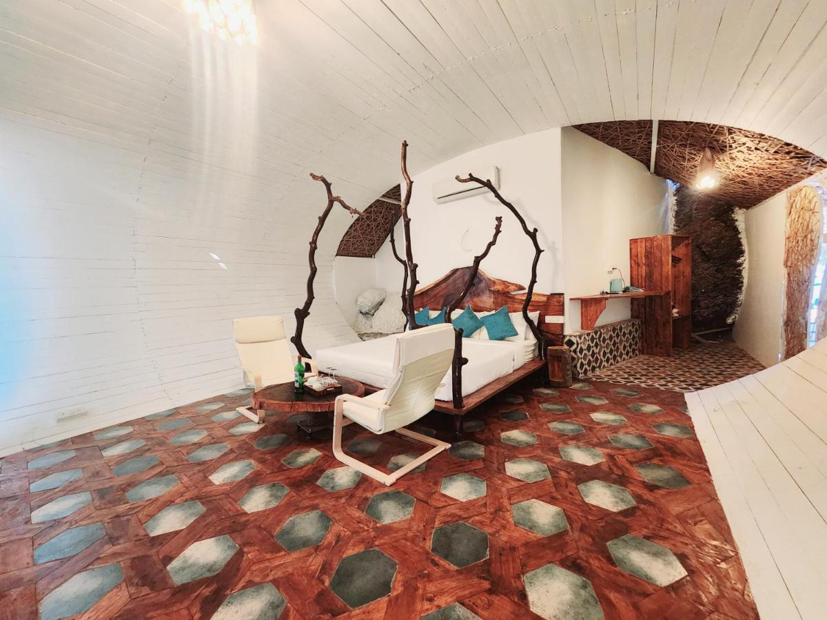 Obrigado By Craftels Hotel Canaguinim Kültér fotó