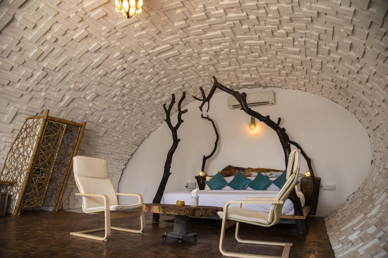 Obrigado By Craftels Hotel Canaguinim Kültér fotó